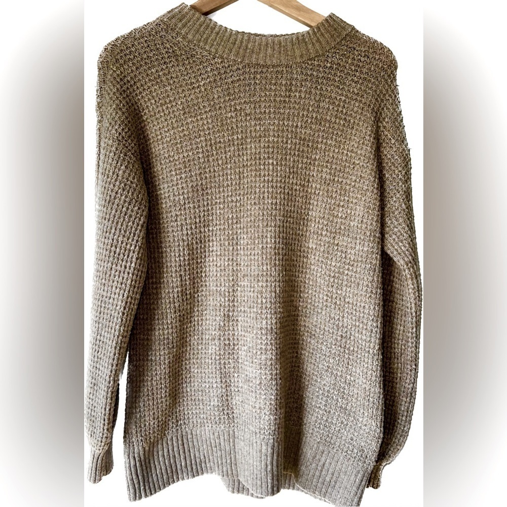 American Eagle Men’s Small Brown Tan Knit Sweater - Cozy Style